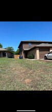 Building Photo - 6728-6730 Glenbrook Ln