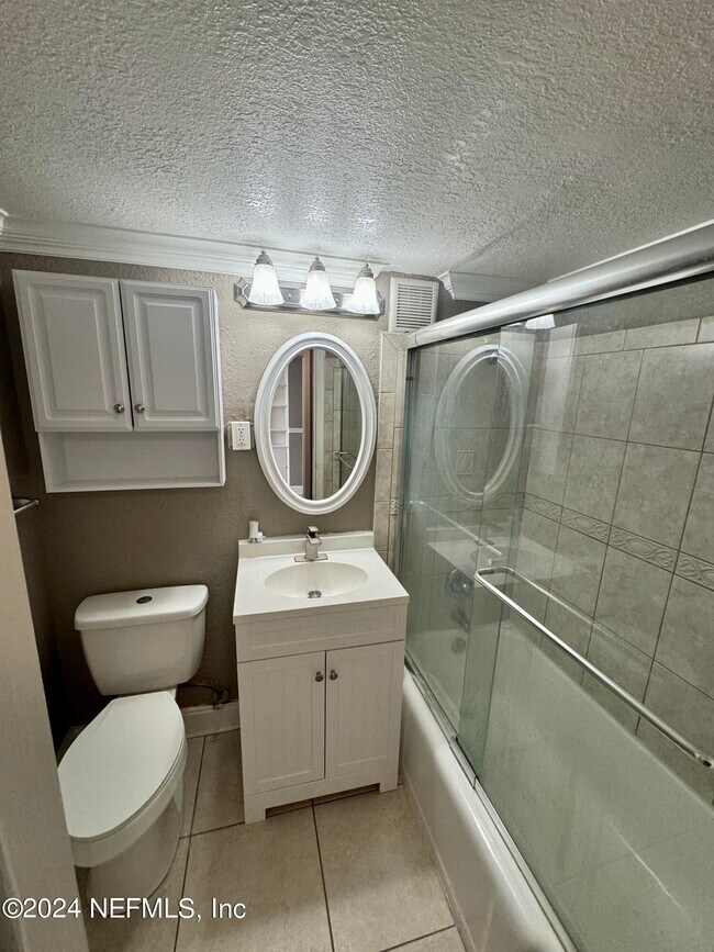 Foto del edificio - 311 E Ashley St