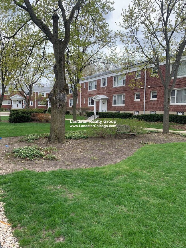 Building Photo - 1151 Deerfield Rd