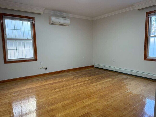 Foto del edificio - 120-01 20th Ave