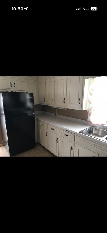 Foto del edificio - 799 S Franklin St