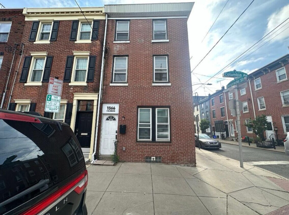 Foto principal - 1366 E Columbia Ave