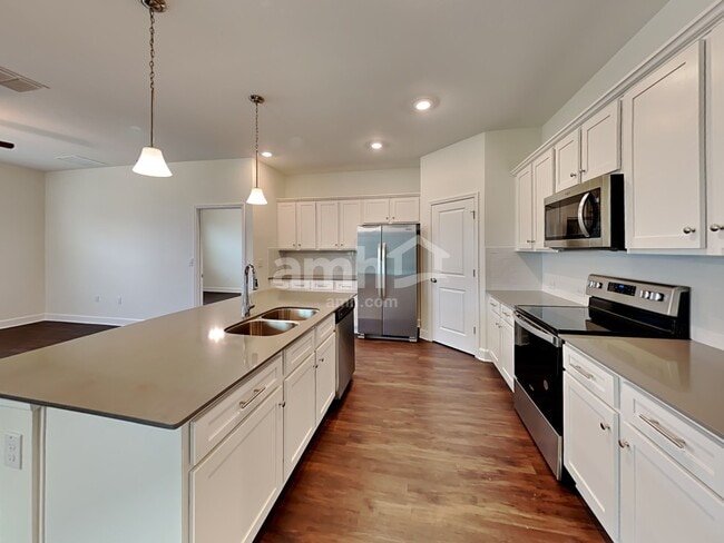 Foto del edificio - 33901 Widman Way