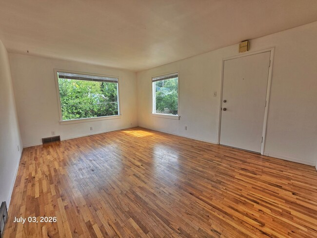 Building Photo - 5117 2nd Ave NW