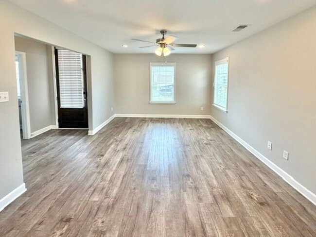 Photo - Now Leasing a 4-bedroom 2.5 bath home in Southaven @ Rasco Farms