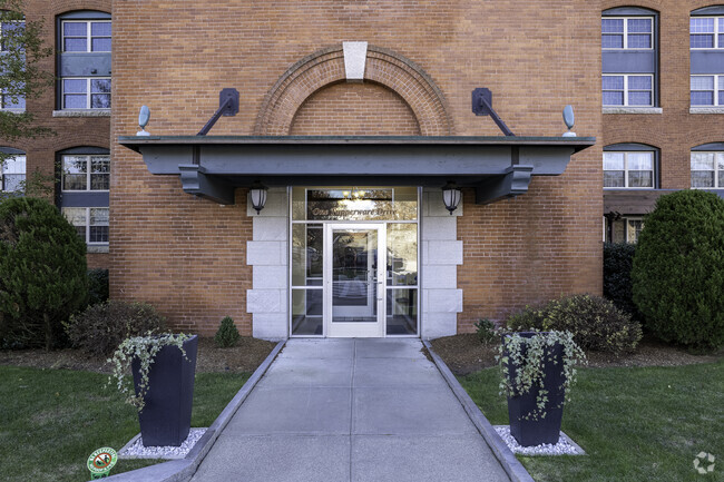 Main Entrance - High Rocks Condominiums