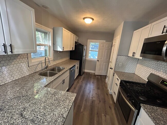 Foto del edificio - 52093 Clover Trail