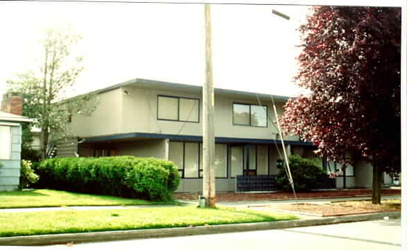 Primary Photo - Midvale Manor Apartments