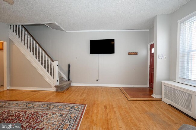 Building Photo - 418 Harlan St