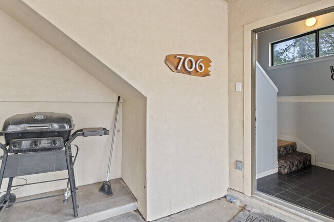 Building Photo - 26303 US-70