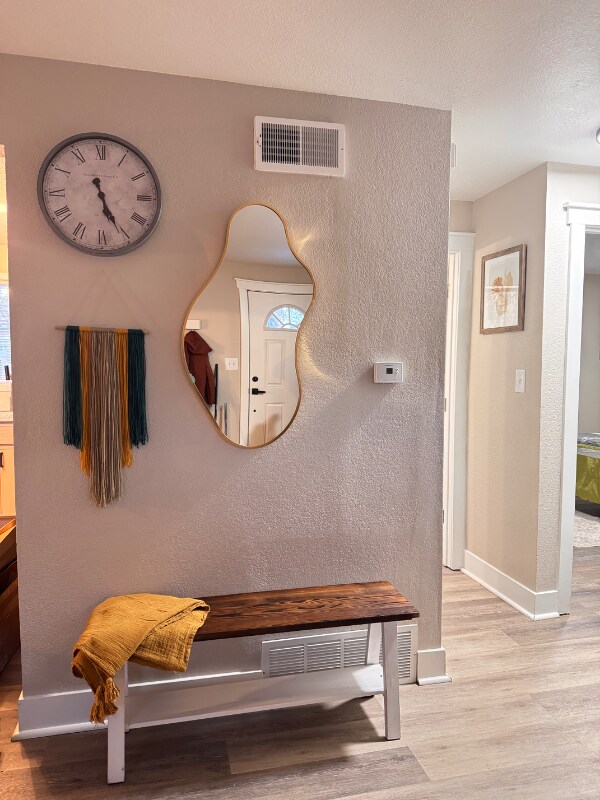 Foto del edificio - 2021 Airport Rd