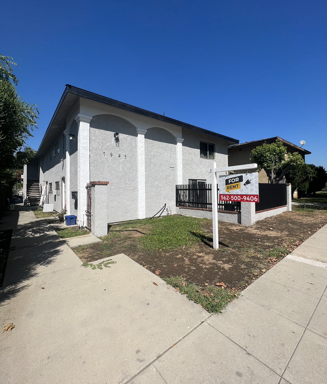Building Photo - 7949 Bright Ave