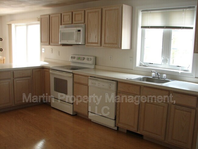 Foto del edificio - 43 Juniper St