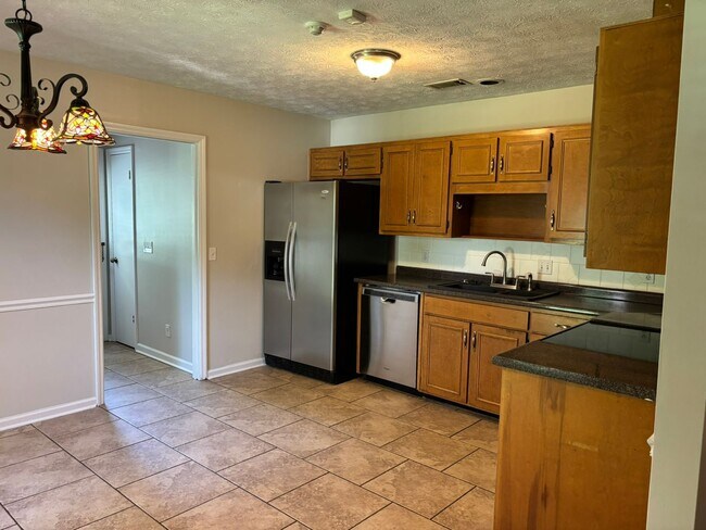 Foto del edificio - 6381 Billings Rd