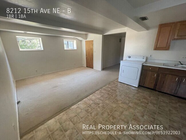 Foto del edificio - 8212 15th Ave NE