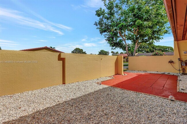 Foto del edificio - 14732 SW 87th Terrace