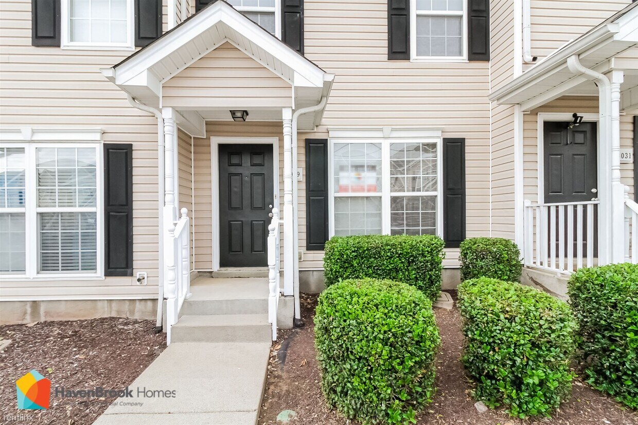 Primary Photo - 2 br, 2.5 bath House - 8029 Logan Dr