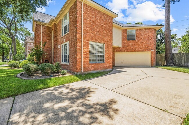 Foto del edificio - 531 W North Hill Dr