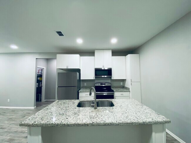 Foto del edificio - 1404 W Heritage Dr