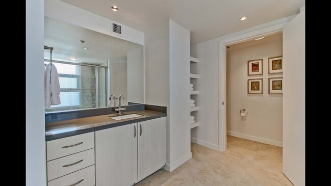Foto del edificio - 3415 Sixth Ave