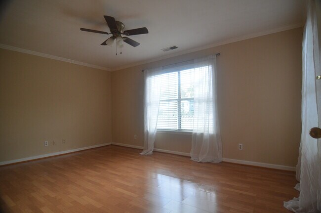 Foto del edificio - 982 Grant St SE