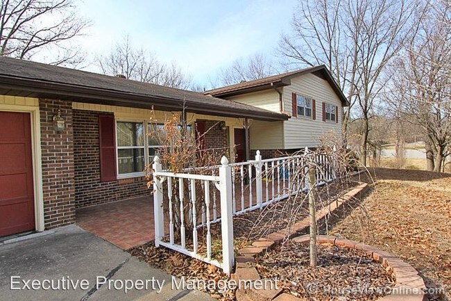 Building Photo - 3 br, 2 bath House - 1921 Huntington