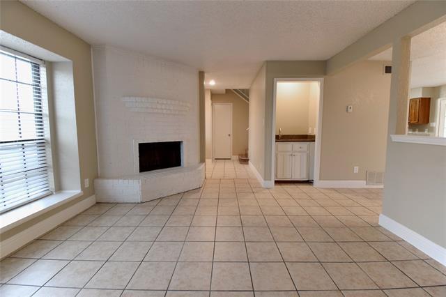 Building Photo - 2219 Roman Ct