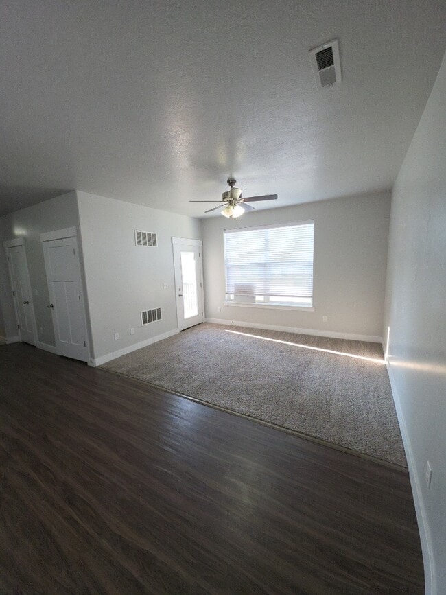 Building Photo - 3724 W 1850 N