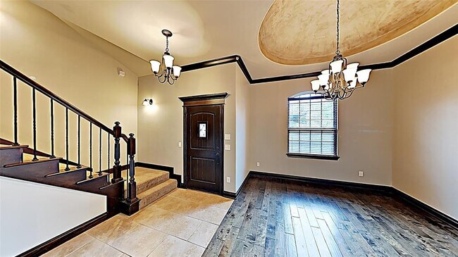 Foto del edificio - 2324 Sutton Pl