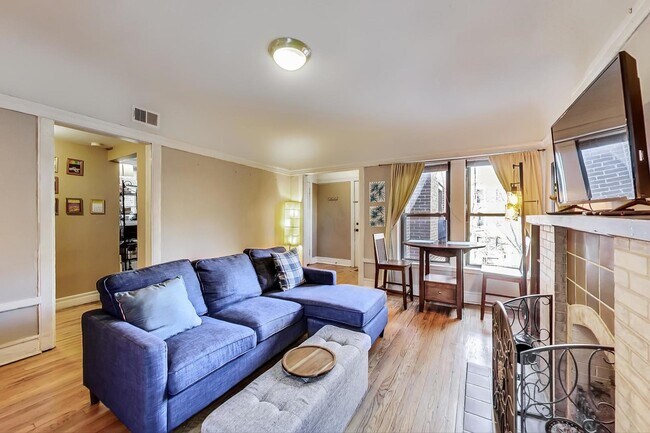 Foto del edificio - 937 W Windsor Ave