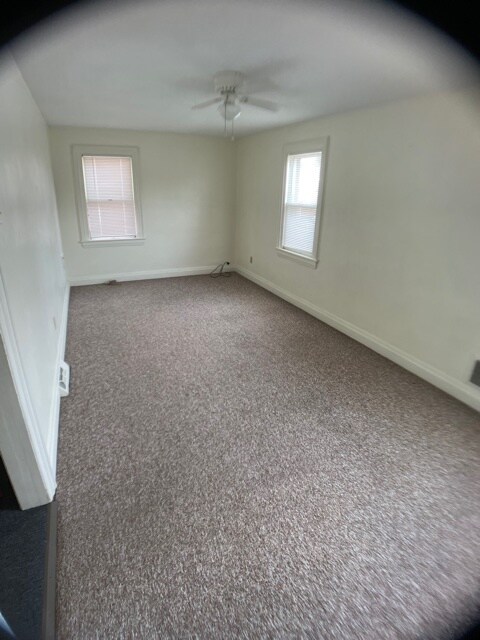 Living room or 2nd bedroom - 3726 Hazel St