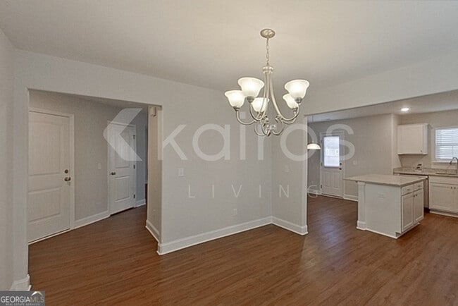 Foto del edificio - 103 Western Red Cedar Dr