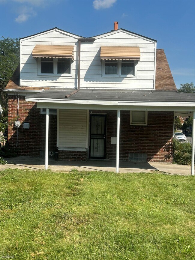 4 br, 1 bath House 16505 Stansbury St House Rental in Detroit, MI