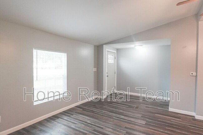 Foto del edificio - 55 Peachtree Dr