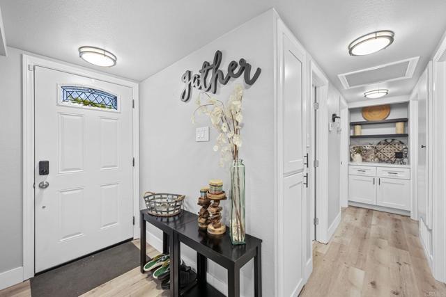 Building Photo - 3516 Las Vegas Dr