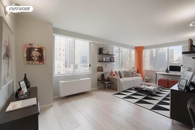 Building Photo - 350 W 50th St