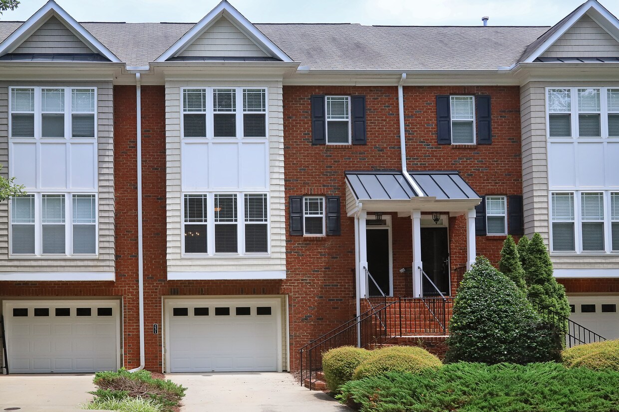 231 Rose Walk Ln, Carrboro, NC 27510 Townhome Rentals in Carrboro NC