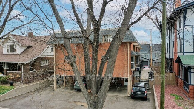 Foto del edificio - 1355 N Gaylord St