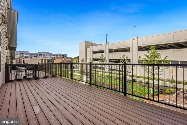Foto del edificio - 1250 Northside Park Blvd