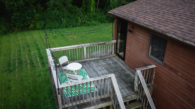 Foto del edificio - 65 Whately Rd