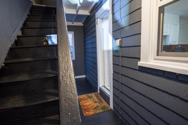 Entryway - 539 Liberty St