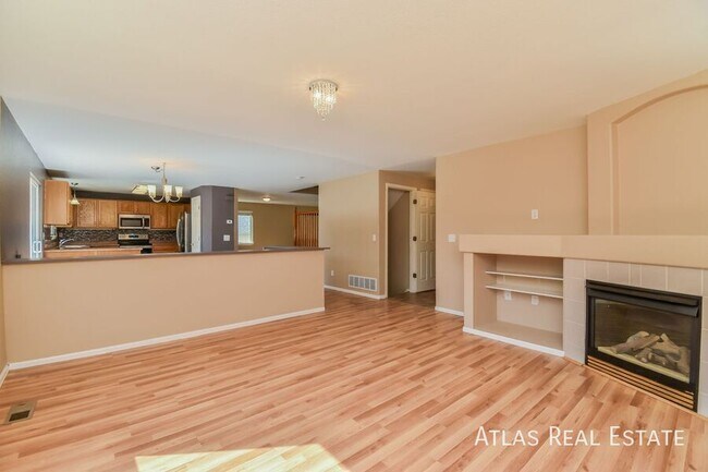 Foto del edificio - 5950 Dolores St