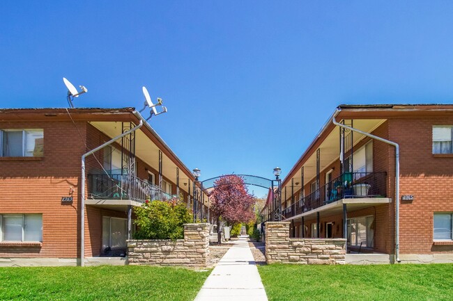 Foto del edificio - 1363 S Emery Street