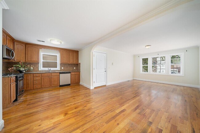 Foto del edificio - 74 Kossuth St