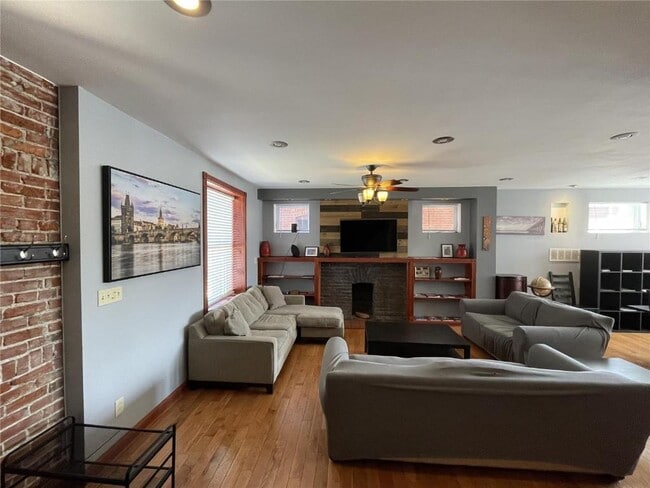 Foto del edificio - 5746 De Giverville Ave