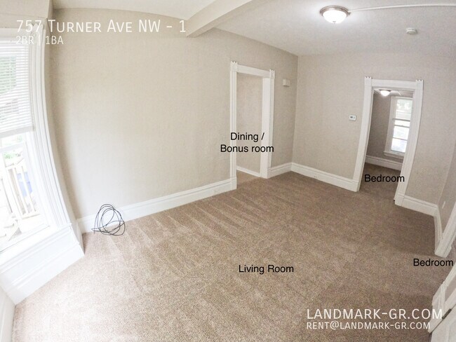 Building Photo - 2 BED Available AUGUST 1 - Grand Rapids We...