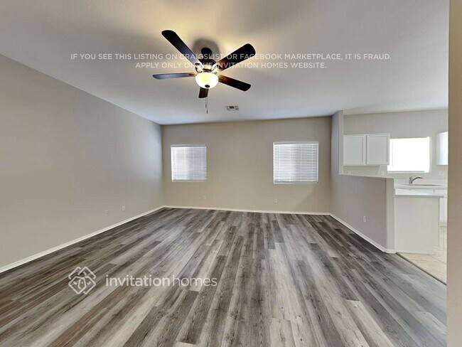 Foto del edificio - 5702 N 73rd Ln