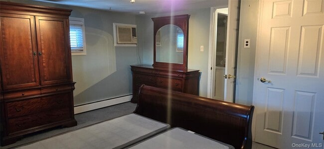 Building Photo - 140 10th Ave