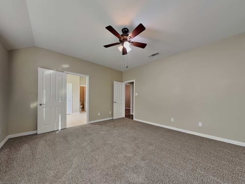 Building Photo - 222 Brookdale Dr