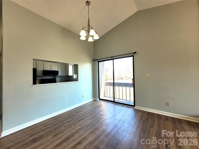 Foto del edificio - 1021 Mallard Head Pl